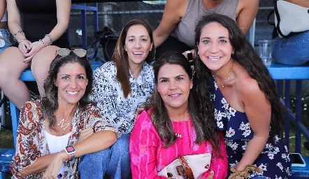  Marifer Bernal, Grace Naya, Gabriela Díaz Infante y Lore Cantú .
