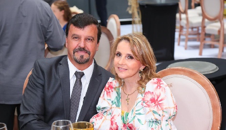  Héctor Gómez y Ana Isabel Gaviño.