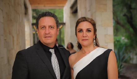  Carlos Siade y Laura García .
