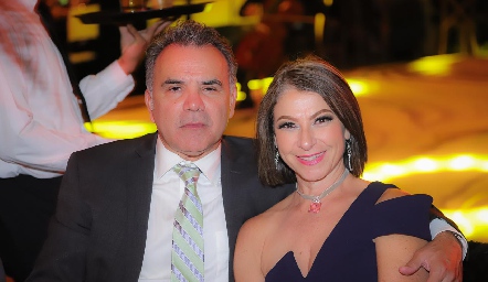  Raúl Ortiz y Leticia García .
