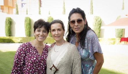  Claudia Díaz de Sandy, Lucía Martínez y Ana Luisa Lujambio.