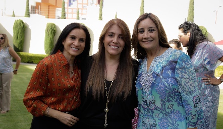  Claudia Ahumada, Laura Almazán y Gina García.