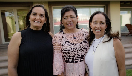  Gabriela Villanueva, Adri Bárcena y Marisa Meade.