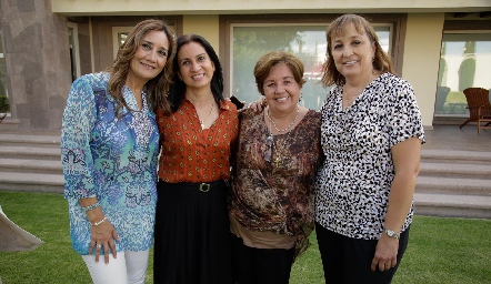  Gina García, Claudia Ahumada, Paty Pérez y Caro Pérez.