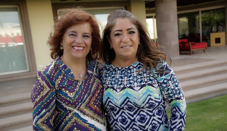 Vicky García y Tita Pedroza.