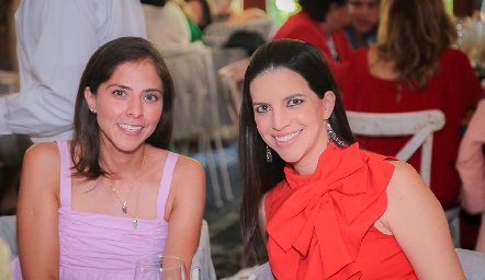 María José Torrescano y Dalia Echegoyen.