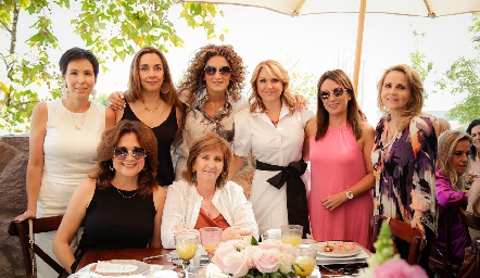  Lucía Álvarez, Nuria Ejarque, Berenice Díaz Infante, Ale Santos, Odile Sánchez, Ana Isabel Gaviño, Ginny Alderete y Sofía Gómez.