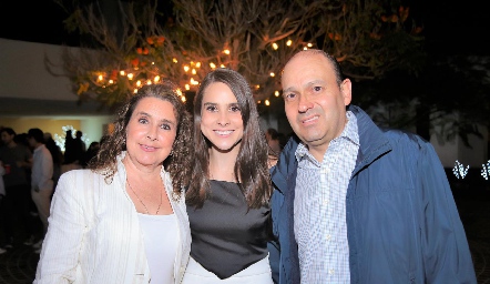  Marisol Hernández, Bárbara González y Oscar González.