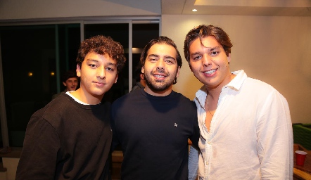  Arturo, Juan Pablo y Moy Payán Torres.