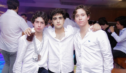  Diego Payán, Alejandro Cambeses y Jacobo Payán.