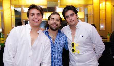  Moy Payán, Juan Pablo Payán y Javier Alcalde.