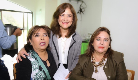  Carmelita Vázquez, Gladys Castellanos y Silvia Esparza.
