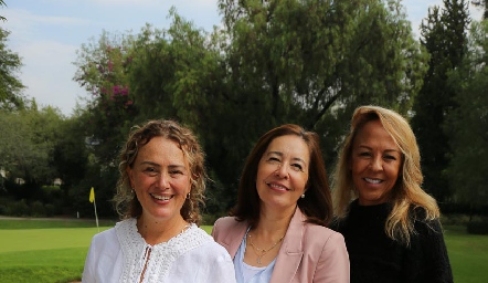  Rosalba Martínez, Marisol López y Rebeca Ruiz.
