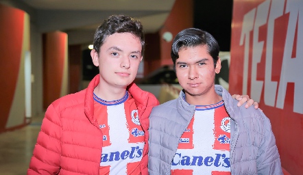  Manuel Alcalde y Juan Pablo Vargas.