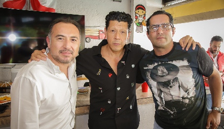  Christian Esqueda, Gabriel Zárate y Fernando Rojo.