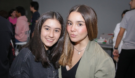  Alexa Meade y Carm Monsiváis.