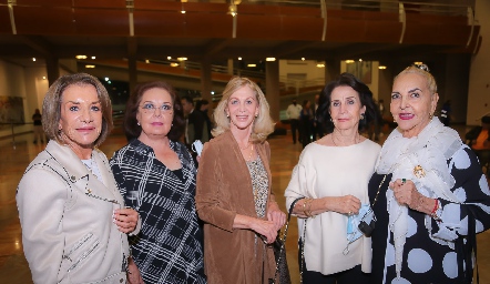  Martha Elena Espinosa, María Elena Córdova, Carolina Ocaña, Norma Allende y Mimí de la Fuente.