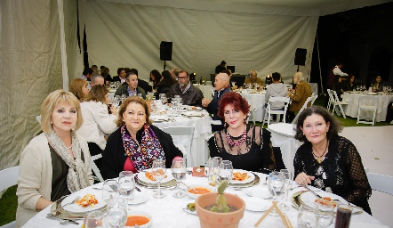  Esperanza Pérez, Ofelia Estrada, Leticia Zapata y Susana González.