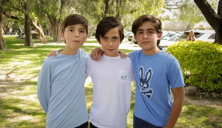  Rodrigo, Santi y Diego.