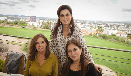  Adriana Milán, Rosy Vázquez y Verónica García.