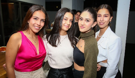  Bárbara Nava, Camila, Michelle Martin y Ana Díaz.