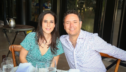  Sofía Estrada y Jorge Hernández.