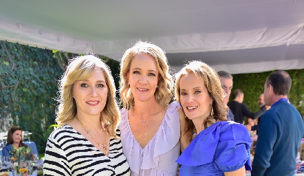  Gabriela Dorador, Bea Bárcena y Adriana González.