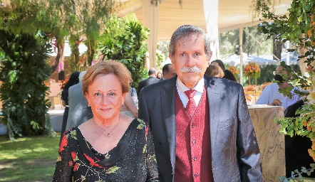  Elba Garza y Jorge Mancilla.
