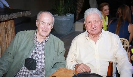  José Claudio Pérez y Jorge Alcalde.