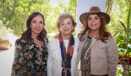  Maru Díaz Infante, Rosy de Díaz Infante y Florencia Soberanis.