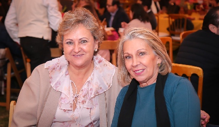 Patricia Ress y Ángeles Mézquida.