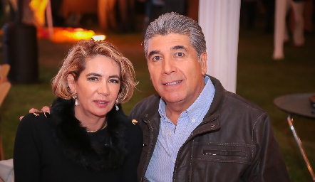 Isabel y Rafael Tobías.