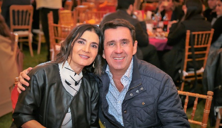  Elvira y Manuel Espinosa.