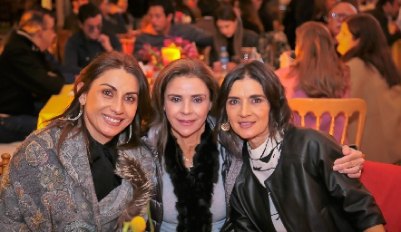  Sonia Yáñez, Lupita Mercado y Elvira Sánchez.