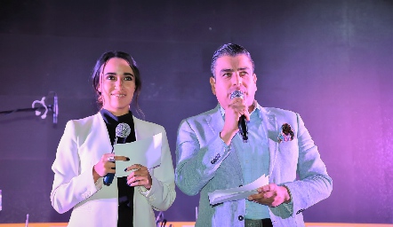  Ana Pau Méndez y Alejandro Alarcón.