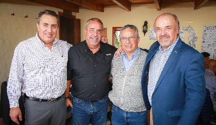 Los hermanos, Ricardo, Chavo, Fabián y Chito Espinosa Díaz de León.