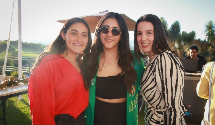  Ana Montemayor, Montse Sánchez y Giselle Escudero.