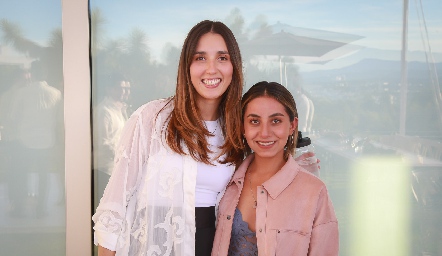  Valeria Alcalde y Rebeca Zamora.