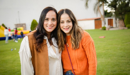  Mayra Konishi y Adriana Ramón.