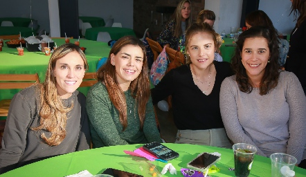  Daniela Llano, Jessica Ferretis, Montse Martell y Claudia Cadena.