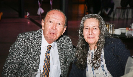  Gerardo Velázquez y Alma.