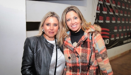  Carla Saucedo y Marilú Paredes.