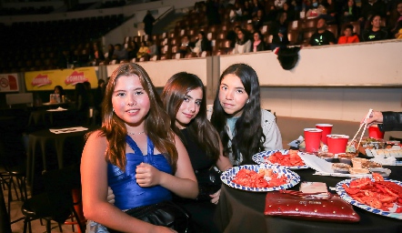  Dana Heinze, Sofi Barrón y Marisol Chalita.