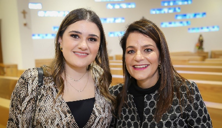  Christiane Cambeces y Gaby Suárez.