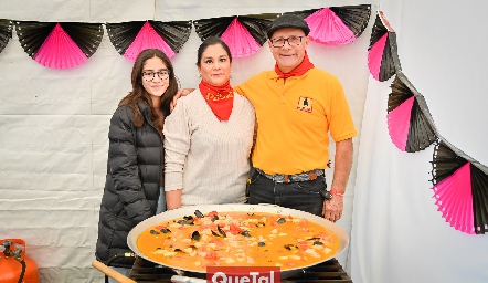  María José Artolózaga, Esmeralda Cervantes y Antonio Artolózaga