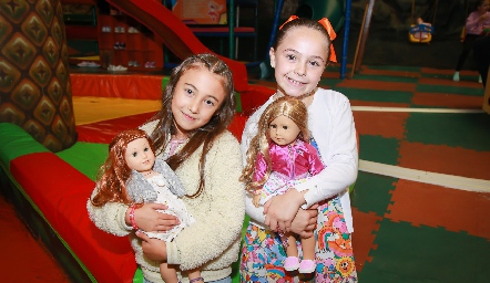  Inés y María Emilia.