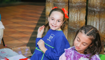  María Emilia.