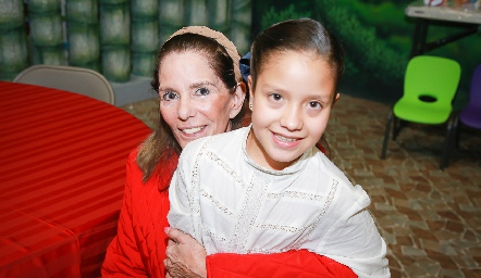  Ana Elena Zamacona y Elena Villegas.