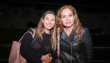  Sofía Rivera y Érika Gonzalez.