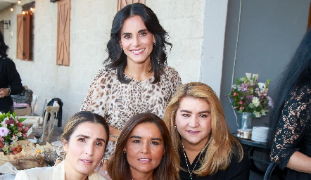  Anilú Enríquez, Lourdes Orozco, Lorena Torres y Carmenchu.